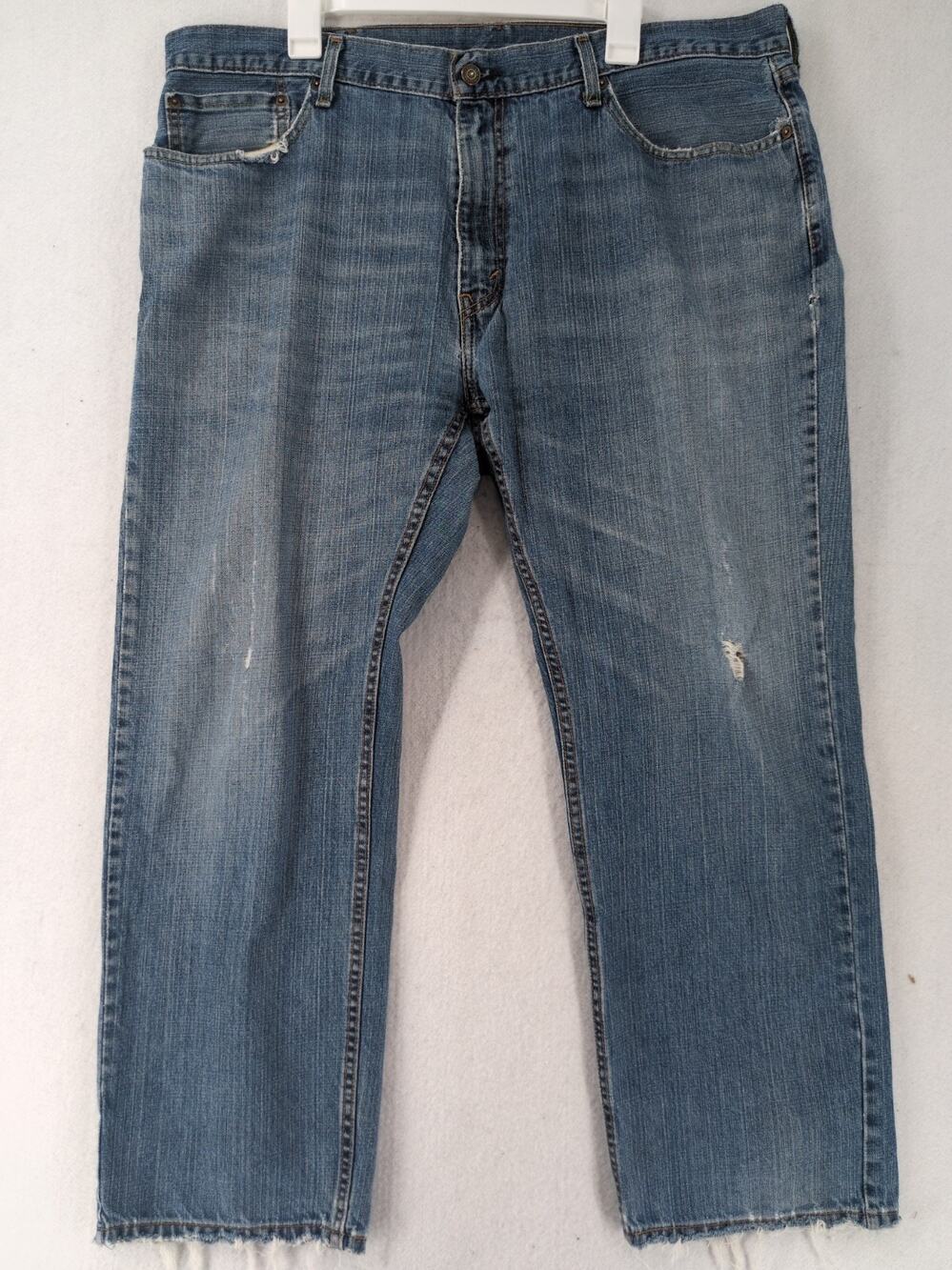Levi's 550 Men's 40 X 30 Relaxed Fit Jeans Blue Distressed Straight Leg Denim